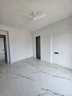 3 BHK Apartment For Rent in Je And Vee Om Trimurti