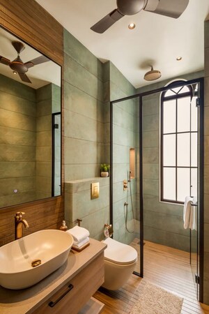 Bathroom in 4 BHK Villa at Guirim – for Sale