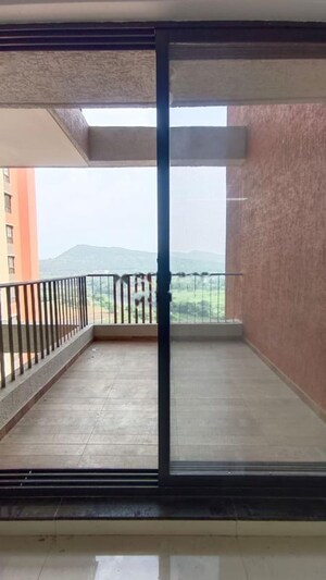 Room in 3 BHK Apartment at Shapoorji Pallonji Joyville Hinjewadi, Hinjewadi – for Rent