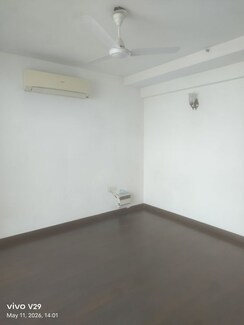 4 BHK + Servant Room Apartment For Rent in Ireo Skyon