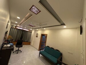 1 BHK Apartment For Rent in Mantri Market, Hadapsar