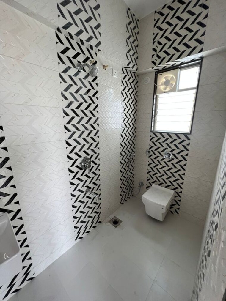 Bathroom, pinnacle-kalpataru 3 Bedroom 1600 Sq.Ft. Apartment In Erandwane Pune 10401289