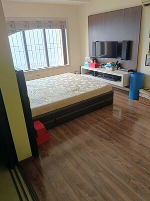 Bedroom in 4 BHK Apartment at Worli – for Sale