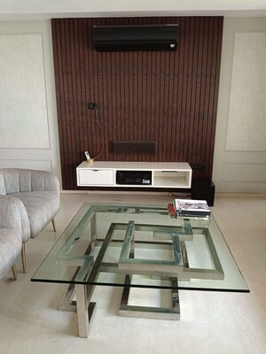 Furnished Amenities in 4 BHK Apartment at Worli – for Sale