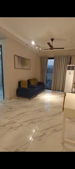 2 BHK Apartment For Rent in Risland The Icon