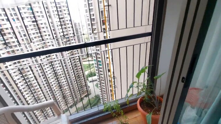 Balcony, runwal-eirene 2 Bedroom 568 Sq.Ft. Apartment In Balkum Pada Thane 10401310