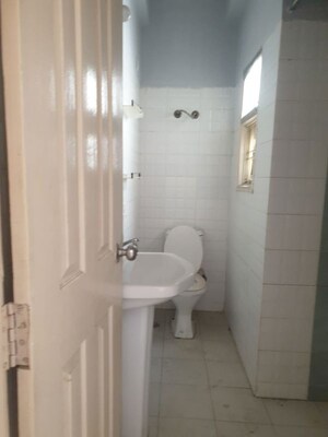 Bathroom in 3 BHK Builder Floor at Rps Palms, Sector 88 – for Rent