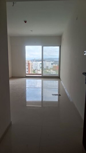 Room in 3 BHK Apartment at Pride Purple Park Titan, Hinjewadi – for Rent