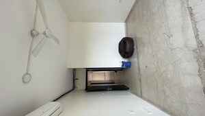 Furnished Amenities in 3 BHK Apartment at Oberoi Realty Esquire, Goregaon East – for Sale