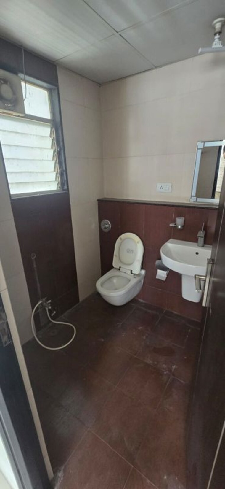 Bathroom, vasudha-sai-krishna 3 Bedroom 1200 Sq.Ft. Apartment In Balewadi Pune 10401418