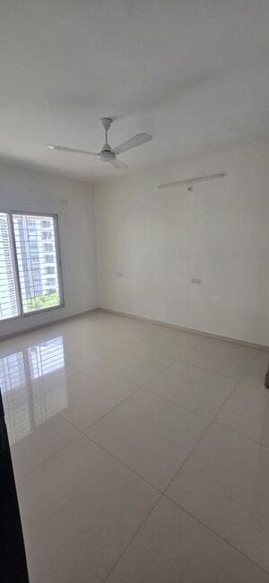 Room in 3 BHK Apartment at Vasudha Sai Krishna, Balewadi – for Rent