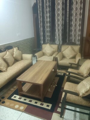 Living Room in 2 BHK Independent House at Sector 11 – for Rent