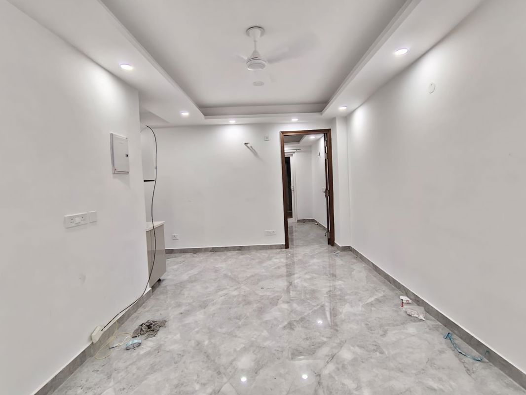 2 BHK Apartment For Rent in Saket