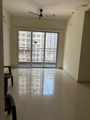 Room in 2 BHK Apartment at Kolte Patil Life Republic Arezo, Hinjewadi – for Rent
