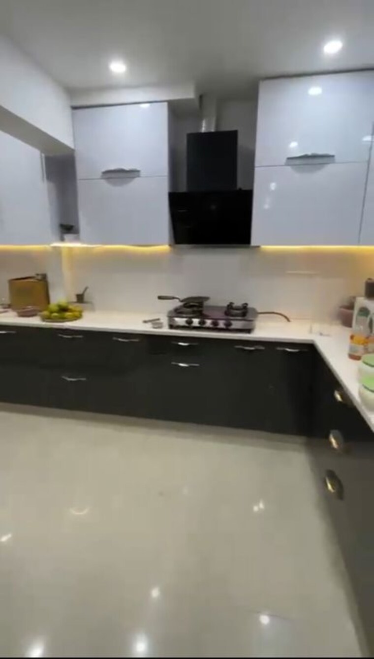 Kitchen, bptp-park-81 3 Bedroom 300 Sq.Yd. Builder Floor In Sector 81 Faridabad 10053245