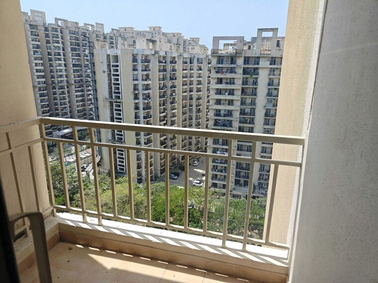 Balcony, aig-park-avenue 2 Bedroom 935 Sq.Ft. Apartment In Sector 4 Greater Noida Greater Noida 10401531