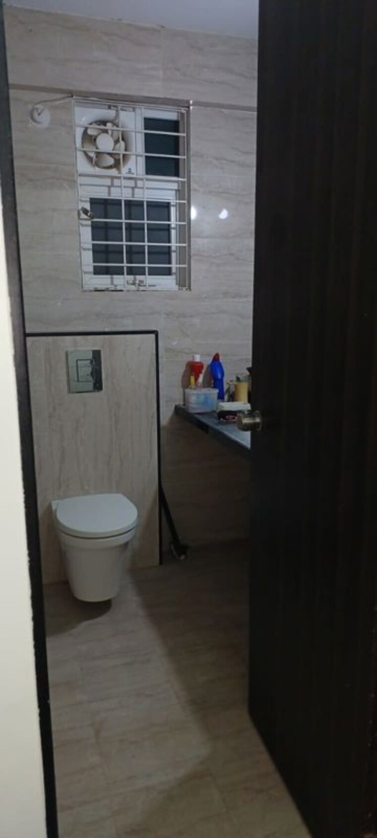 Bathroom, majestique-signature-towers 3 Bedroom 1200 Sq.Ft. Apartment In Balewadi Pune 10401556