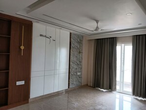 Room in 3 BHK Apartment at Emaar The Palm Drive-The Sky Terraces, Sector 66 – for Sale
