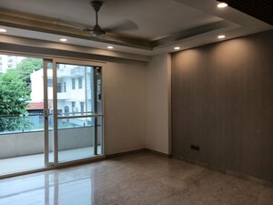 Room in 3 BHK Apartment at Emaar The Palm Drive-The Sky Terraces, Sector 66 – for Sale