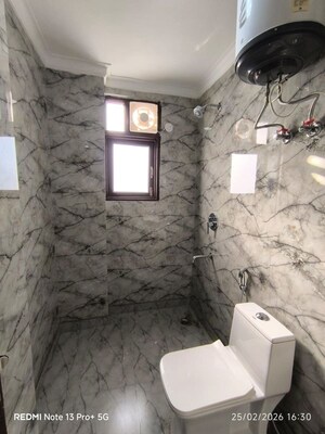 Bathroom in 1 BHK Builder Floor at Saket – for Rent
