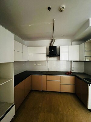 Kitchen in 3.5 BHK Apartment at Mahagun Mezzaria, Sector 78 – for Rent