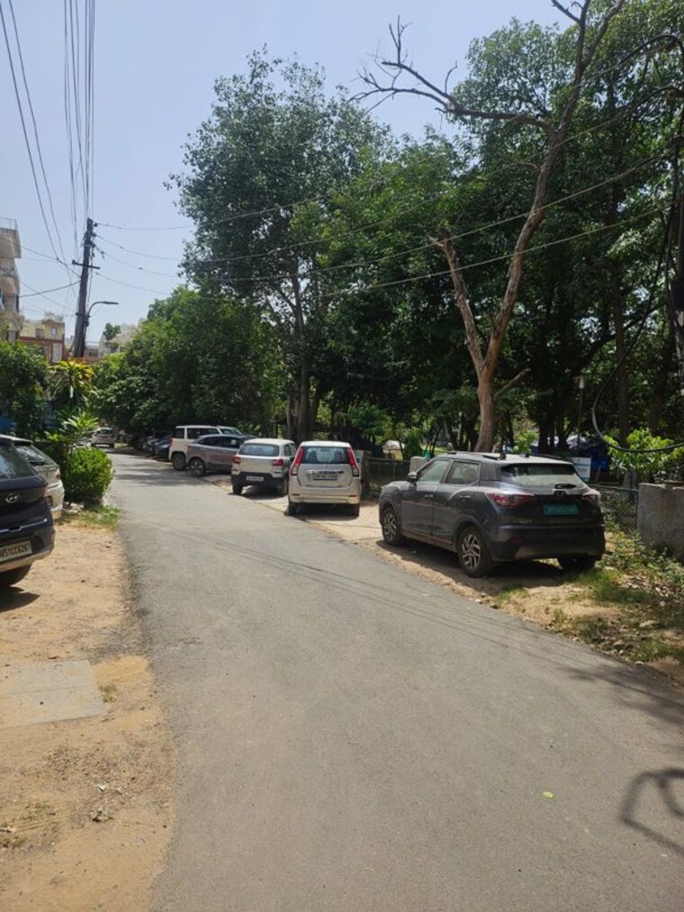 Nearby, dayanand colony  70 Sq.Yd. Plot In Dayanand Colony Gurgaon 10401579