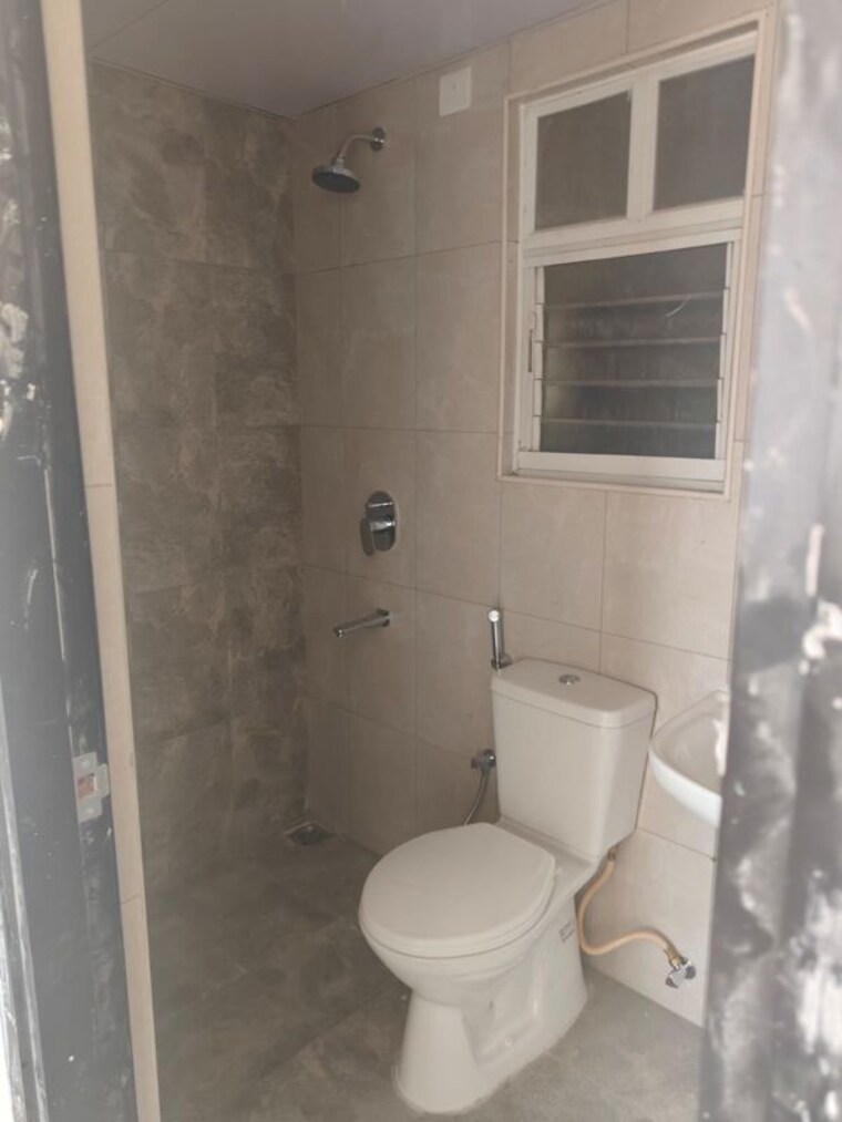 Bathroom, shriram-wyt-field-phase-2 2 Bedroom 754 Sq.Ft. Apartment In Bendiganahalli Bangalore 10401607