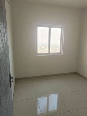 Room in 2 BHK Apartment at Shriram WYT Field Phase 2, Bendiganahalli – for Sale