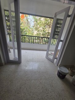 2.5 BHK + Servant Room Apartment For Rent in Prabhat Apartment