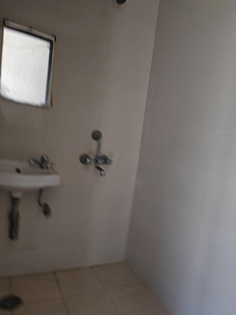 Bathroom, lotus-homz 1 Bedroom 405 Sq.Ft. Apartment In Sector 111 Gurgaon 10401679