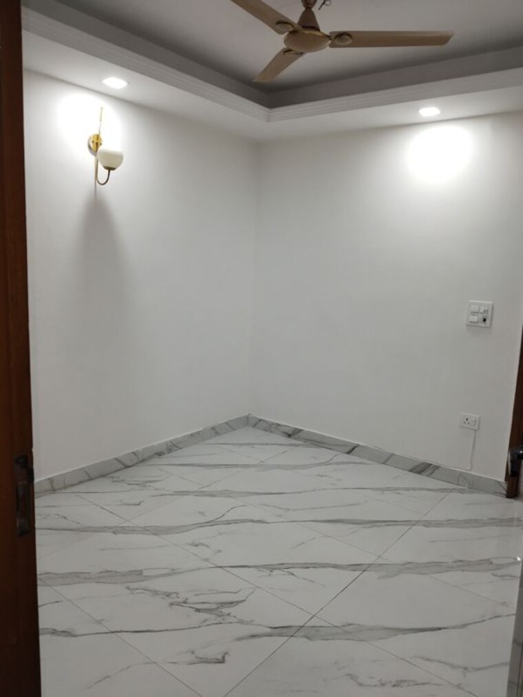 Room, panchsheel vihar 3 Bedroom 1150 Sq.Ft. Apartment In Panchsheel Vihar Delhi 9654417