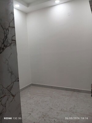 Room in 2 BHK Builder Floor at Rohini Sector 25 – for Rent
