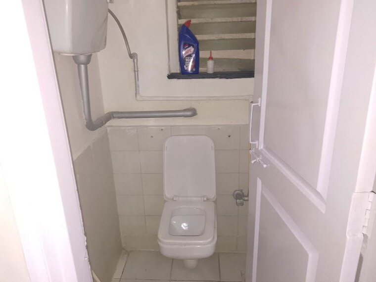 Bathroom, andheri west 1 Bedroom 600 Sq.Ft. Apartment In Andheri West Mumbai 10401697