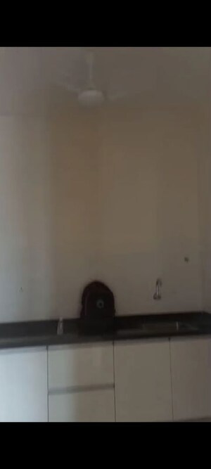 Furnished Amenities in 2 BHK Apartment at VTP Solitaire, Baner – for Sale