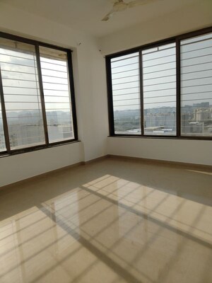 Room in 2 BHK Apartment at Teerth Towers, Baner – for Sale