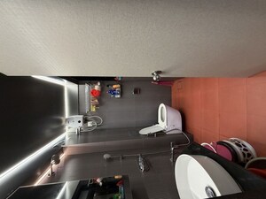 Washroom in 2 BHK Apartment at Galaxy Pinnacle, Vile Parle East – for Sale