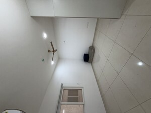Room in 3 BHK Apartment at Prestige Tranquil, Kokapet – for Rent