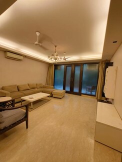 4 BHK + Pooja Room,Servant Room,Study Room Builder Floor For Rent in Hemkunt Colony