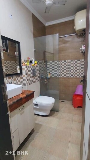 Bathroom in 2.5 BHK Builder Floor at Ansal Plaza Sector-23, Sector 23 – for Rent