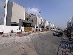 3.5 BHK + Pooja Room,Store Room Villa For Sale in Machavaram
