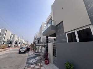 3.5 BHK Villa – Exterior View View at Machavaram - for Sale