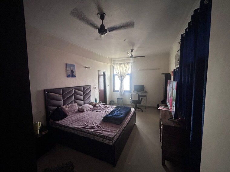 Bedroom, bestech-park-view-city-1 3.5 Bedroom 1800 Sq.Ft. Apartment In Sector 48 Gurgaon 10373162