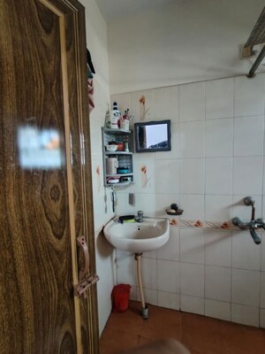 Bathroom in 3 BHK Apartment at Vidyaranyapura – for Rent