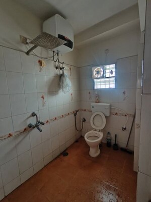 Bathroom in 3 BHK Apartment at Vidyaranyapura – for Rent