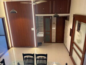 Furnished Amenities in 3 BHK Builder Floor at Ansal Plaza Sector-23, Sector 23 – for Rent