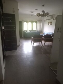 3 BHK + Pooja Room,Study Room Apartment For Rent in Lajpat Nagar