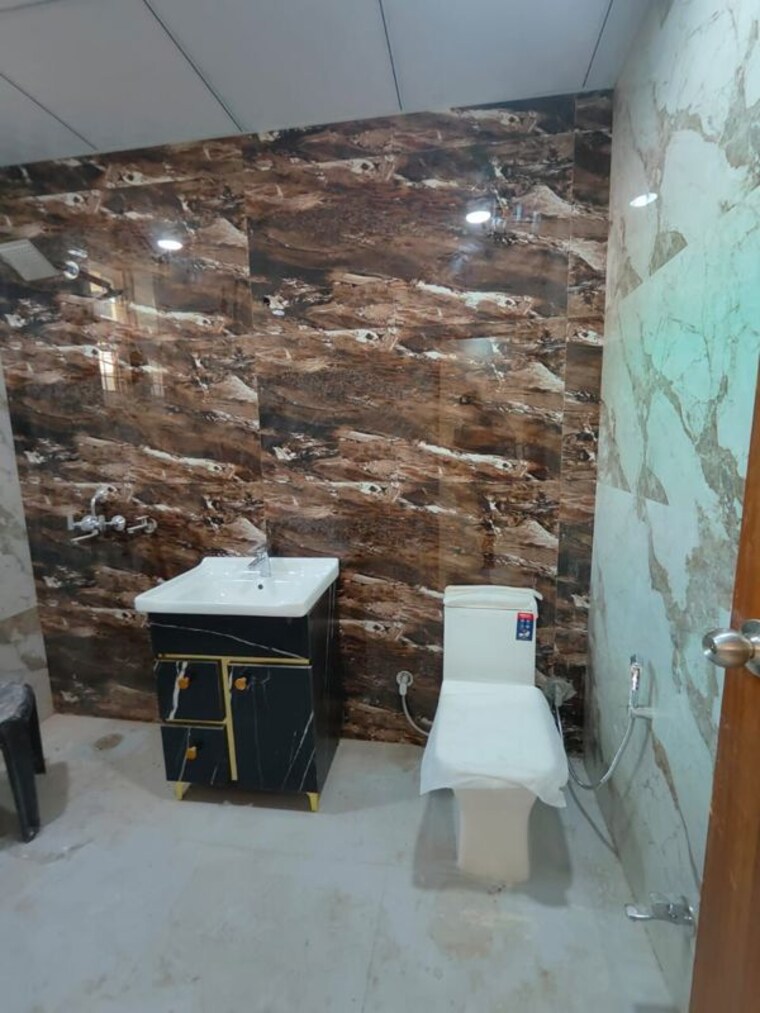 Team Area, sector 10a 3 Bedroom 1650 Sq.Ft. Builder Floor In Sector 10a Gurgaon 10401927