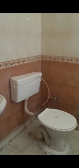 Bathroom in 2 BHK Independent House at Sector 16 – for Rent