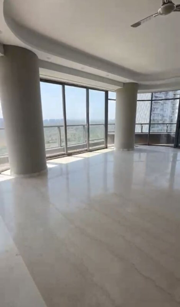 Living Room, paras-quartier-the-iconic-tower 4 Bedroom 6000 Sq.Ft. Apartment In Gwal Pahari Gurgaon 10402031