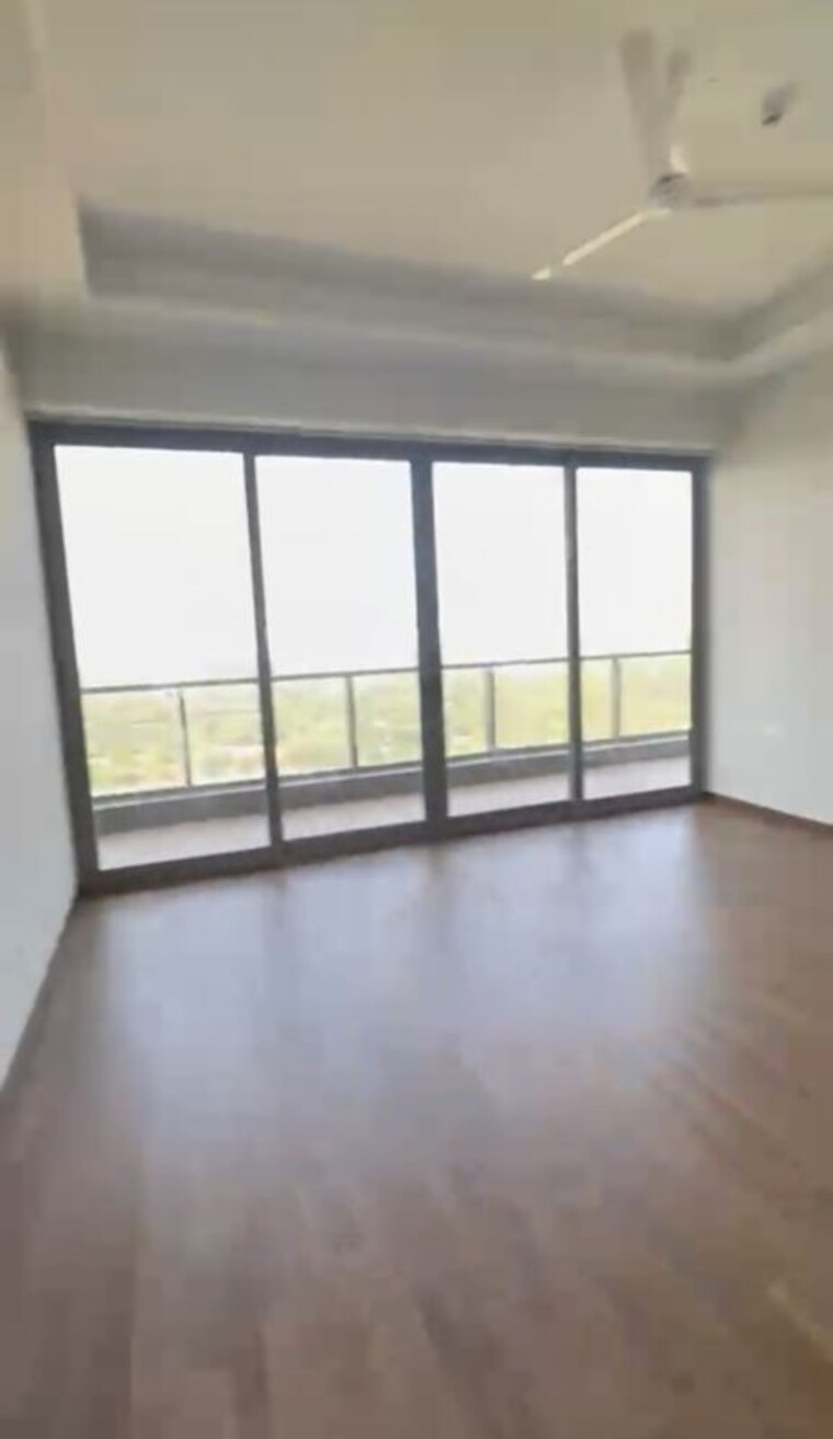 Room, paras-quartier-the-iconic-tower 4 Bedroom 6000 Sq.Ft. Apartment In Gwal Pahari Gurgaon 10402031